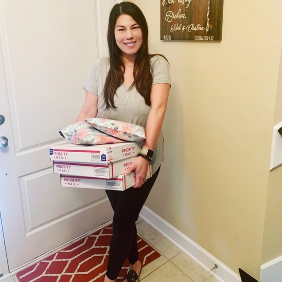 Meet Your Posher, Tina! - Picture 3 of 7